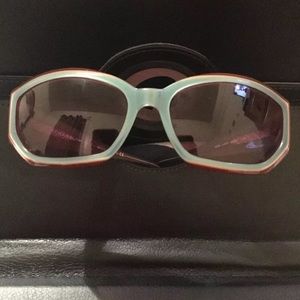 Authentic Chanel Sunglasses🕶Vintage!!!